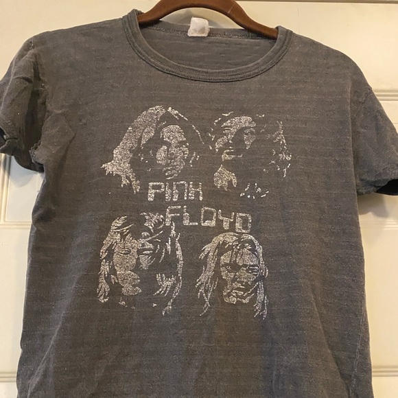 RARE Authentic Vintage super thin Pink Floyd 70’s band photo t shirt distressed - Picture 2 of 6